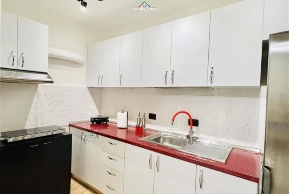 Tirane, shes apartament 1+1+Ballkon Kati 4, 65 m² 217.400 € (stadiumi dinamo)