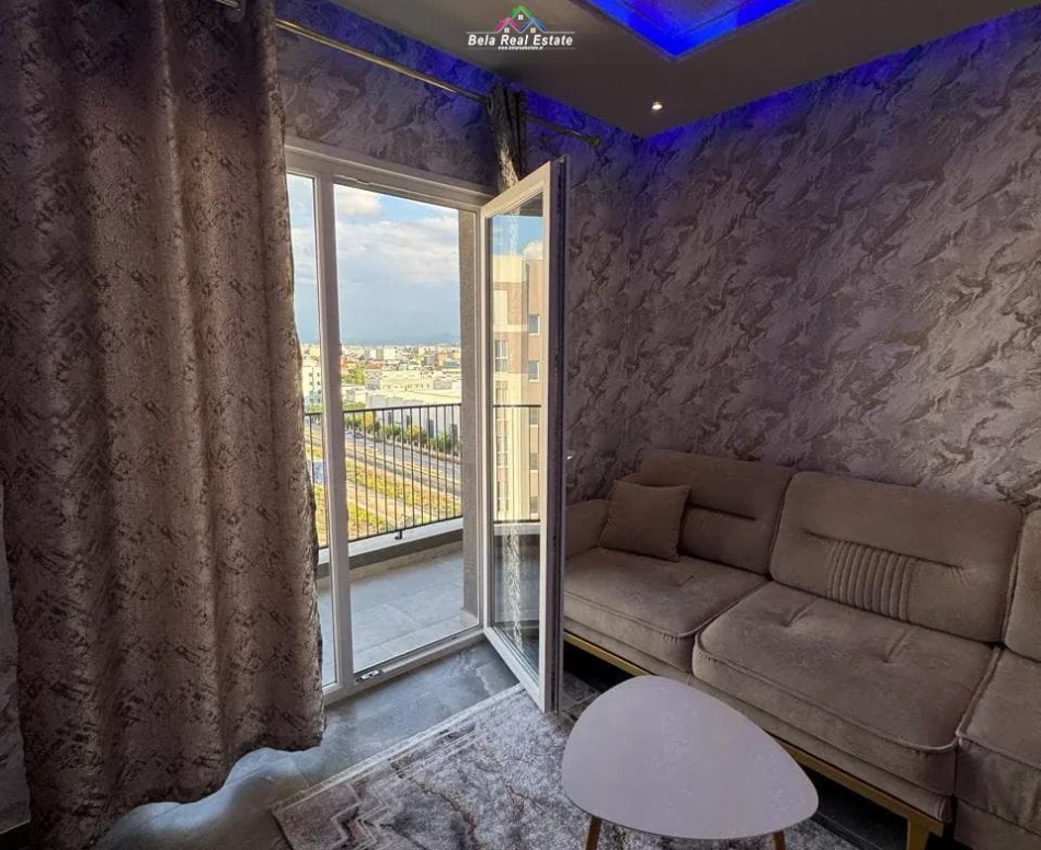 Tirane, jepet me qera apartament 1+1+Aneks Kati 8, 75 m² 500 € (univers city)
