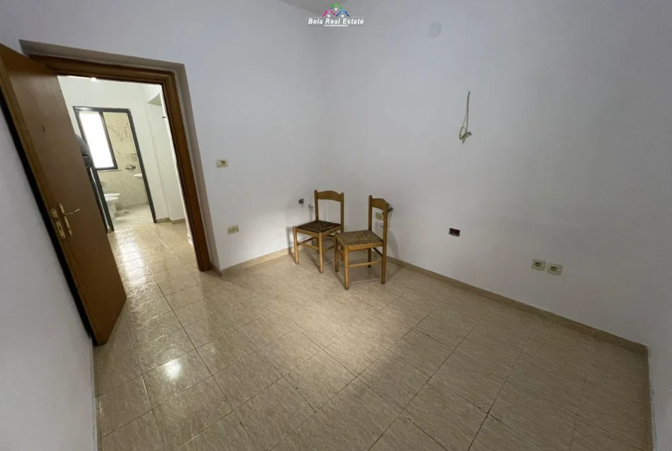 Tirane, shes apartament 2+1 Kati 1, 56 m² 164.800 € (brryli)