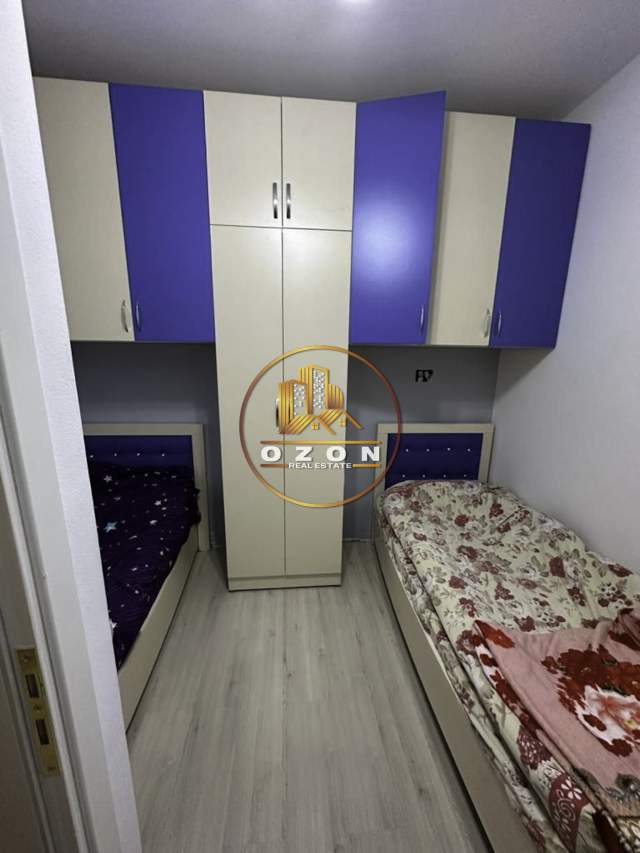Tirane, shitet apartament 2+1 Kati 1, 75 m² 60.000 Euro/(Kopshti Botanik)