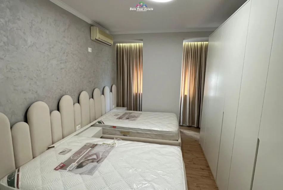 Tirane, jepet me qera apartament 2+1 Kati 2, 110 m² 1.000 € (don bosko)