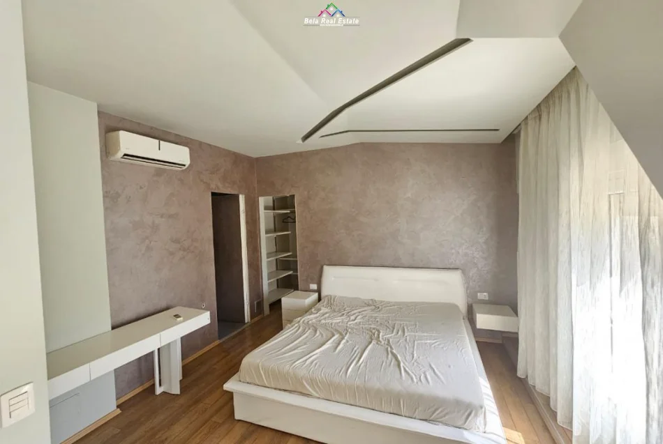 Tirane, jepet me qera Vile 3 Katshe Kati 3, 460 m² 3.000 € (teg)