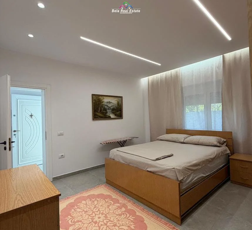Tirane, jepet me qera Vile 1+1+Ballkon Kati 1, 65 m² 520 € (5 maji)