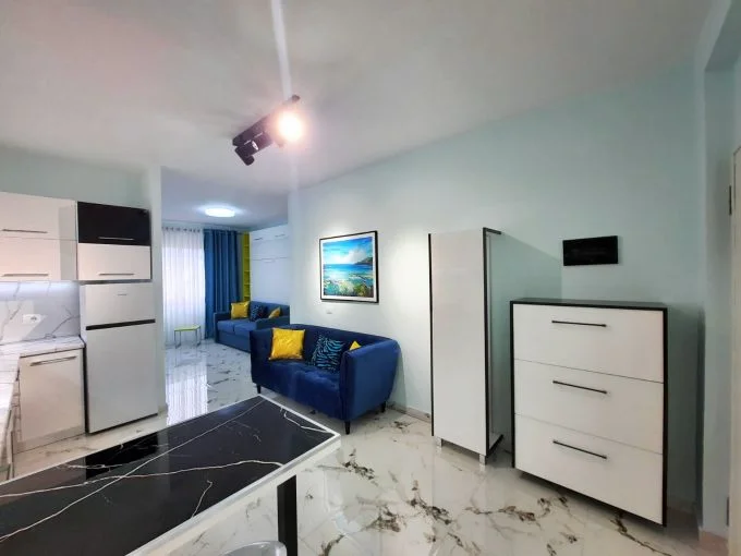 Tirane, jepet me qera garsonier Kati 5, 43 m² 450 € (zogu i zi)