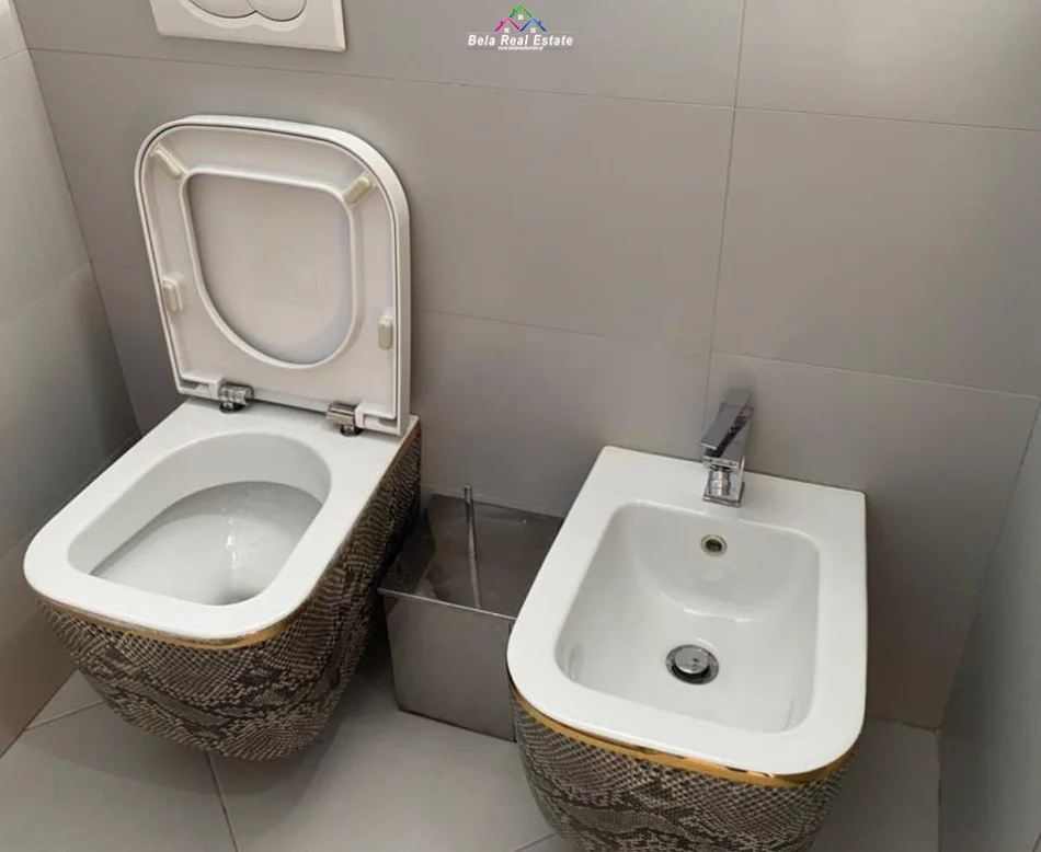 Tirane, jepet me qera apartament 1+1+Ballkon Kati 9, 65 m² 600 € (Myslym Shyri)