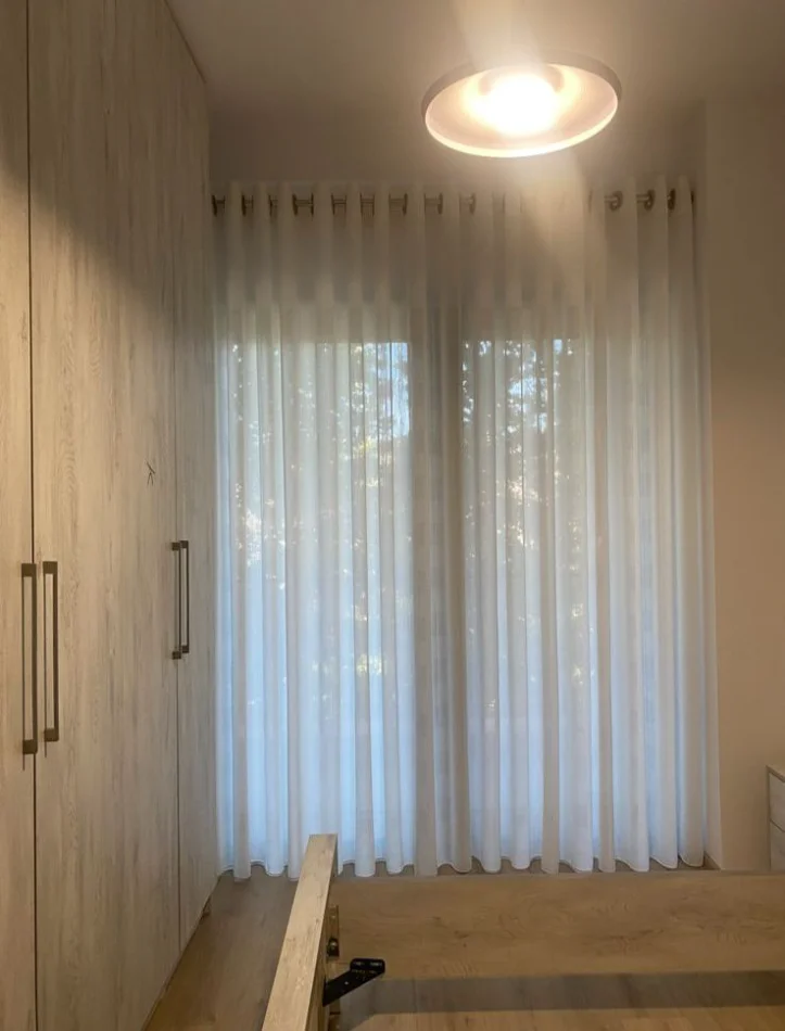 Tirane, jepet me qera apartament 1+1+Ballkon Kati 2, 65 m² 630 € (rruga e dibres)