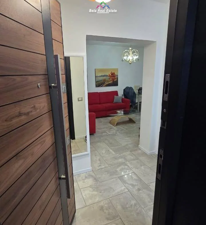 Tirane, jepet me qera apartament 2+1 Kati 3, 70 m² 575 € (rruga e dibres)