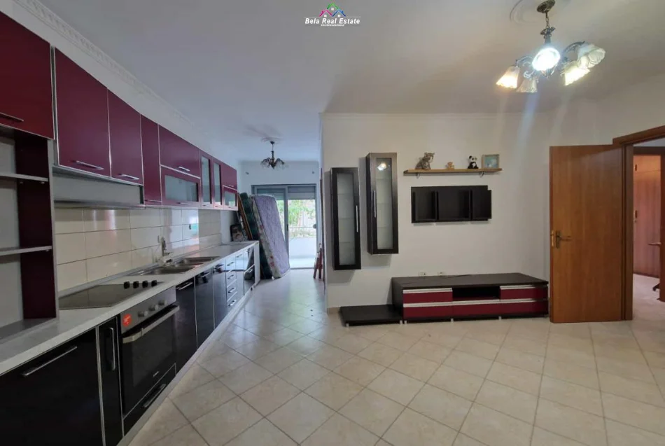 Tirane, shes apartament 2+1 Kati 1, 92 m² 145.000 € (foto xhavella)