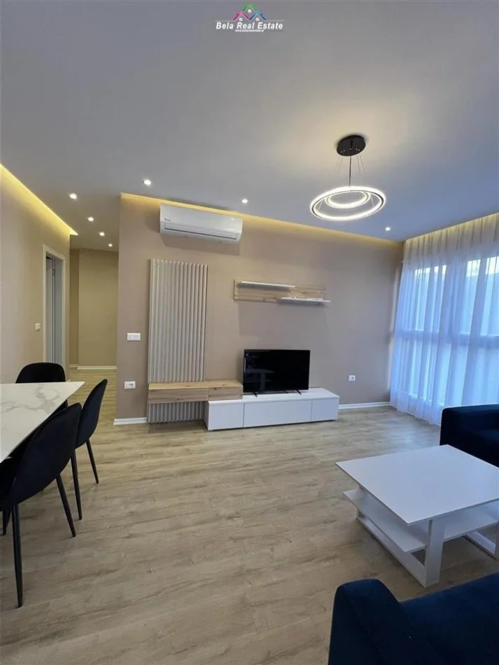 Tirane, jepet me qera apartament 1+1+Ballkon Kati 6, 70 m² 550 € (Don Bosko, Trio Tower Residence)