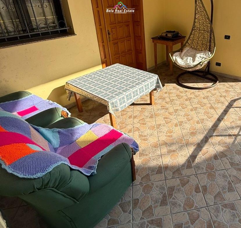 Tirane, jepet me qera Vile 2+1 Kati 4, 85 m² 450 € (Astir)