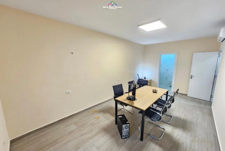 Tirane, jepet me qera zyre Kati 2, 110 m² 650 € (ASL)