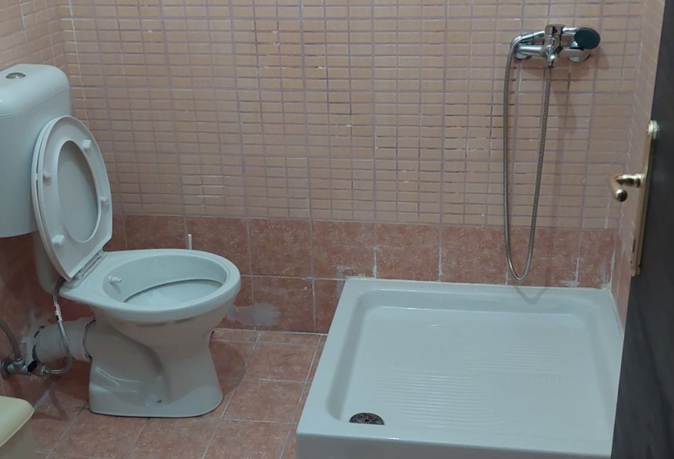 Tirane, jepet me qera apartament 2+1 Kati 8, 100 m² 450 € (Astir)