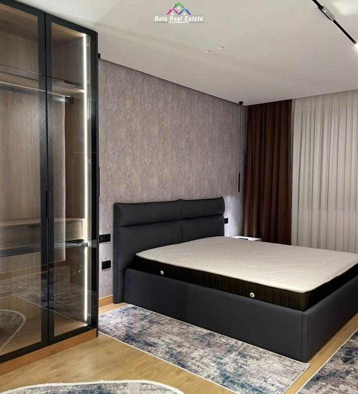 Tirane, jepet me qera apartament 2+1+Ballkon Kati 5, 133 m² 650 € (Rruga Sabri Preveza)