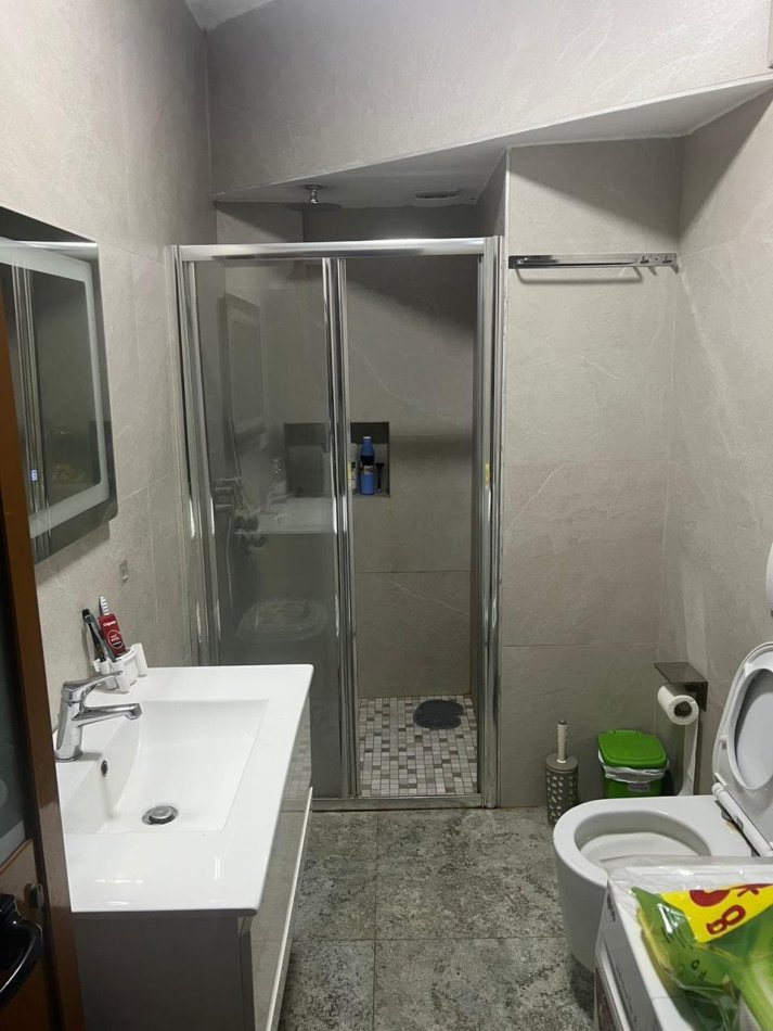 Tirane, jepet me qera apartament 1+1 Kati 5, 96 m² 670 € (Apartament Me Qera 2+1 Tek Rruga Dritan Hoxha ( ID B2201692) Tirane)