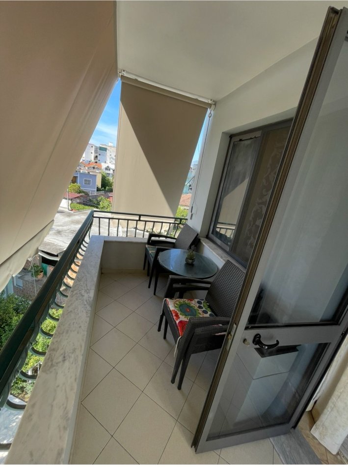 Tirane, jap me qera apartament 1+1+Ballkon , 80 m² 550 € (Todi Shkurti)