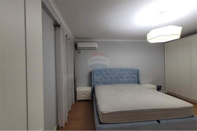 Tirane, jepet me qera apartament 1+1+BLK Kati 5, 77 m² 500 Euro (MYSLYM SHYRI)
