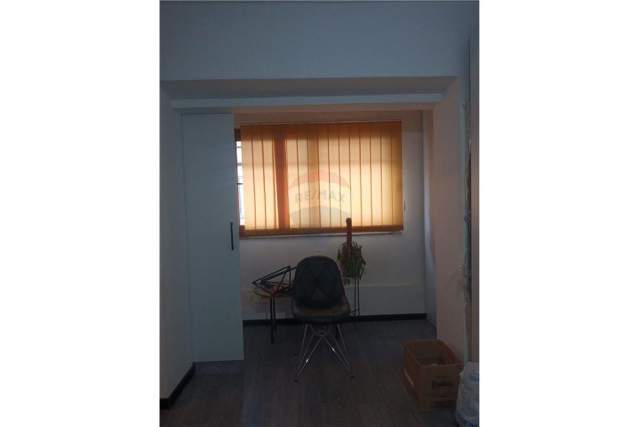 Tirane, shitet apartament 1+1 Kati 2, 43 m² 93.000 Euro (Pazari i Ri)