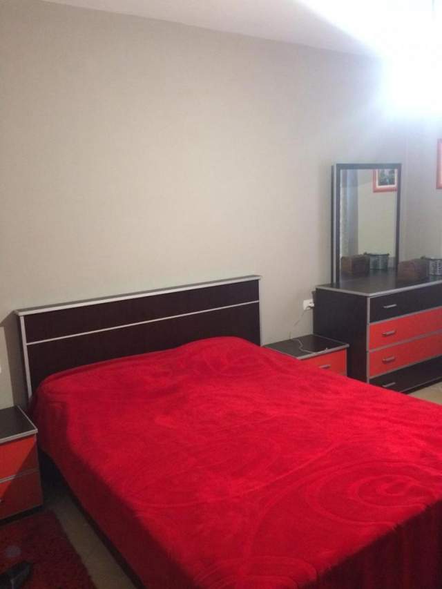 Tirane, jepet me qera apartament 2+1 Kati 5, 82 m² 33.000 Leke (Rruga 3-Deshmoret)