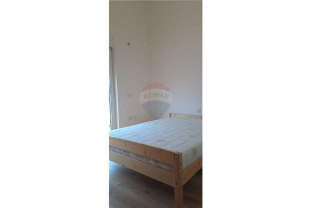 Tirane, jepet me qera apartament Kati 3, 124 m² 450 Euro (ali demi)