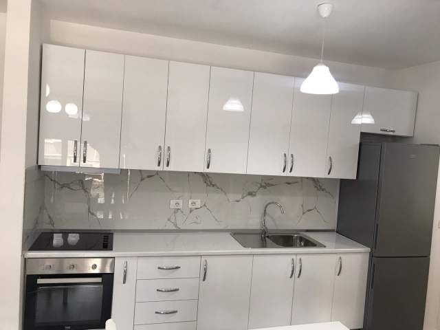 Tirane, jepet me qera apartament 2+1+BLK Kati 2, 90 m² 550 Euro (Rruga Don Bosko)