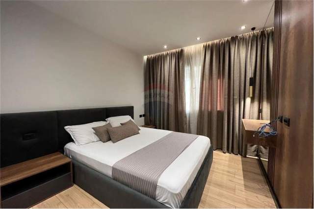 Tirane, shitet apartament 1+1 Kati 7, 68 m² 120.000 Euro (Kopshti Botanik)