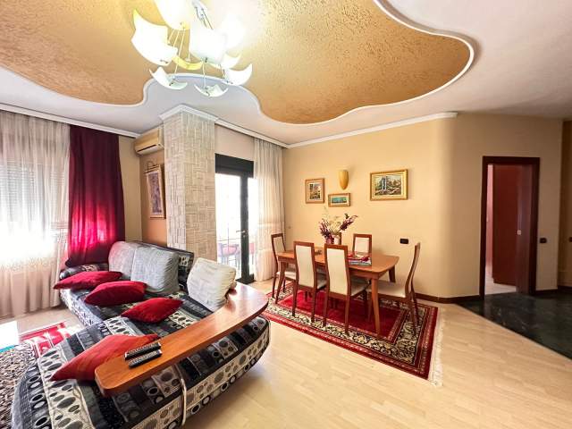 Tirane, jepet me qera apartament 2+1+BLK Kati 8, 125 m² 850 Euro (Dervish Hima)