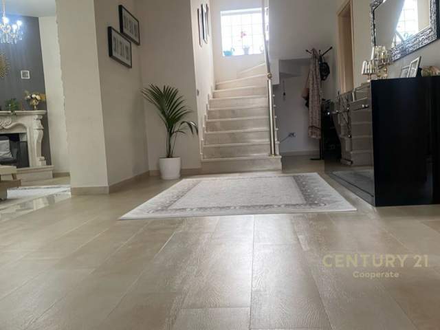 Durres, shitet Vile Kati 3, 360 m² 280.000 Euro (Shijak, Lagja Ballias)