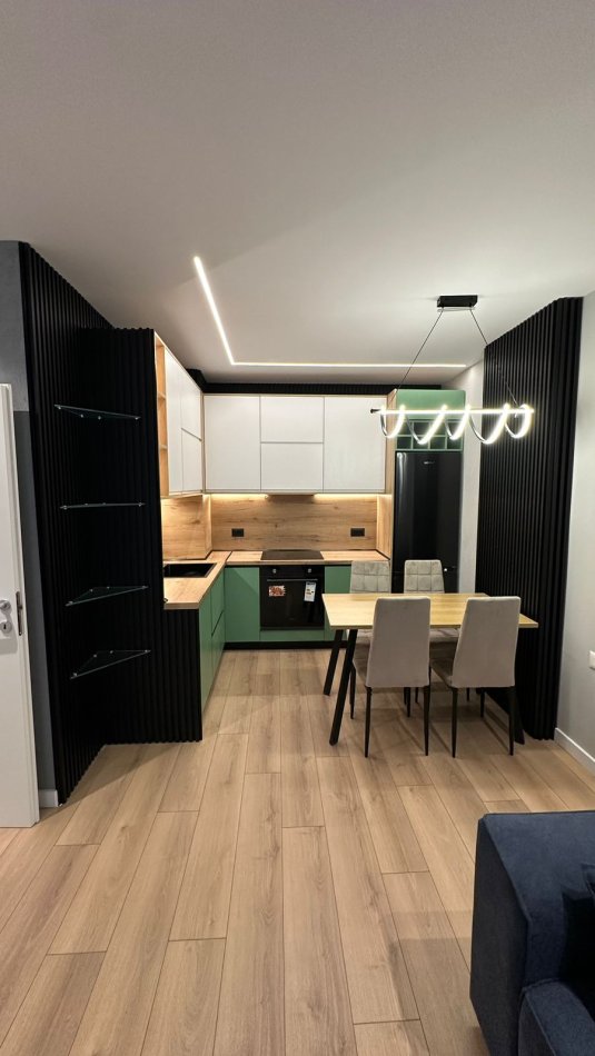 Tirane, shitet apartament 2+1+Aneks+Ballkon Kati 5, 87 m² 142.000 € (laprak)