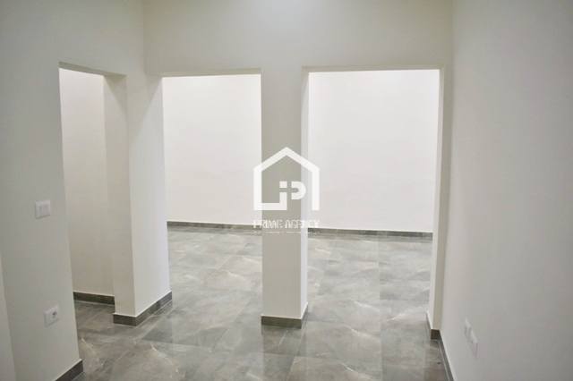 Tirane, shitet dyqan Kati 0, 70 m² 525.000 € (STADIUMI DINAMO)