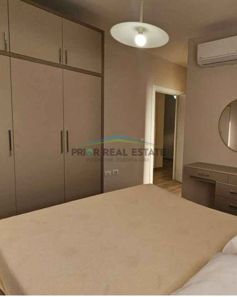 Tirane, jepet me qera apartament 2+1+Ballkon Kati 1, 101 m² 650 € (Don Bosko)