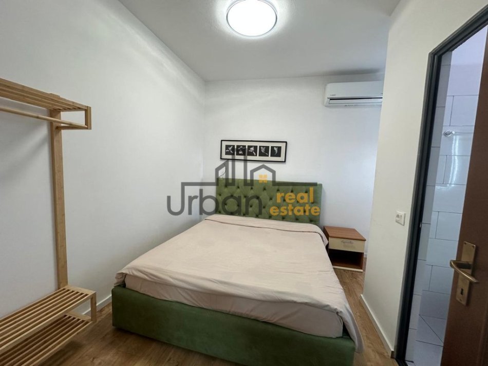 Qera, Vilë Duplex + Post Parkimi, Qendër 9 katshet, Tiranë - 1300€ |120 m²