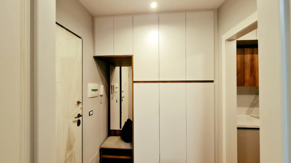 Tirane, jepet me qera apartament 1+1 Kati 2, 68 m² 450 € (Sauk Rrethrrotullimi Karburant Elezi)