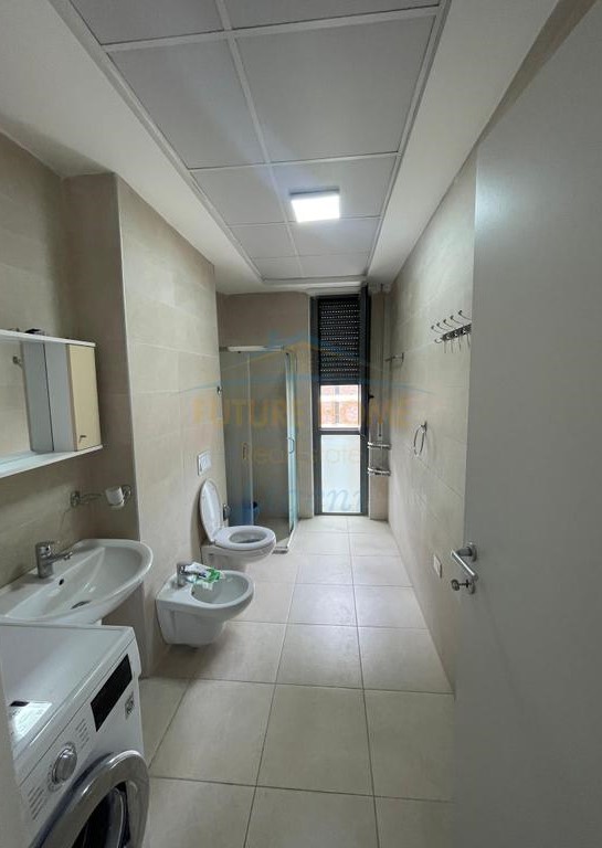 Tirane, jepet me qera apartament 2+1 Kati 2, 85 m² 750€ (Fiori di Bosco)