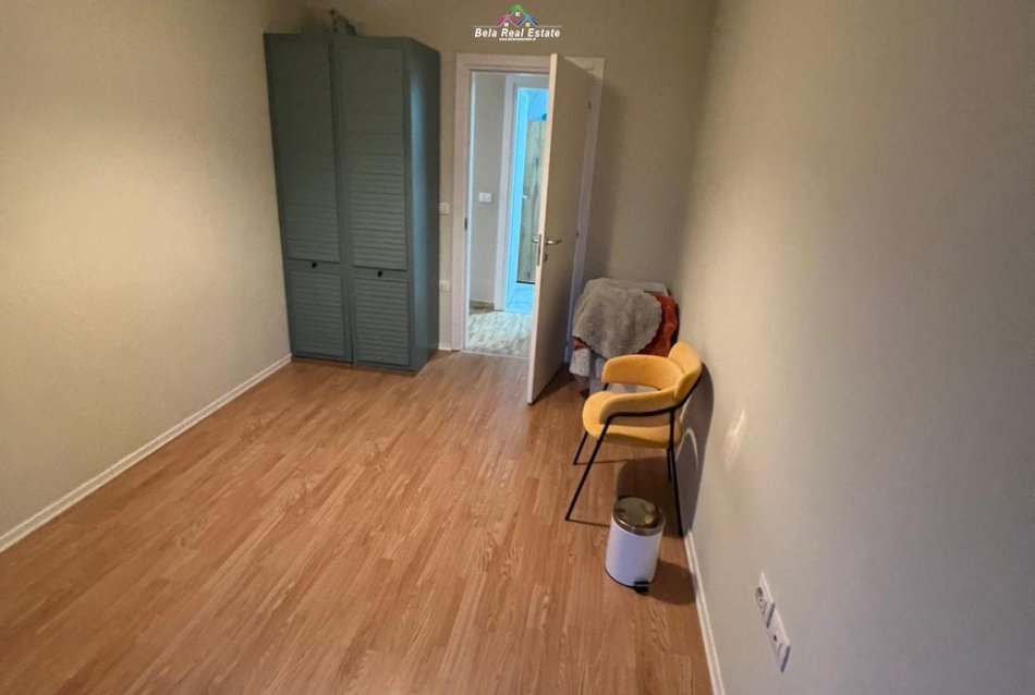 Tirane, jepet me qera apartament 2+1+Ballkon Kati 9, 110 m² 720 € (Rruga Don Bosko)