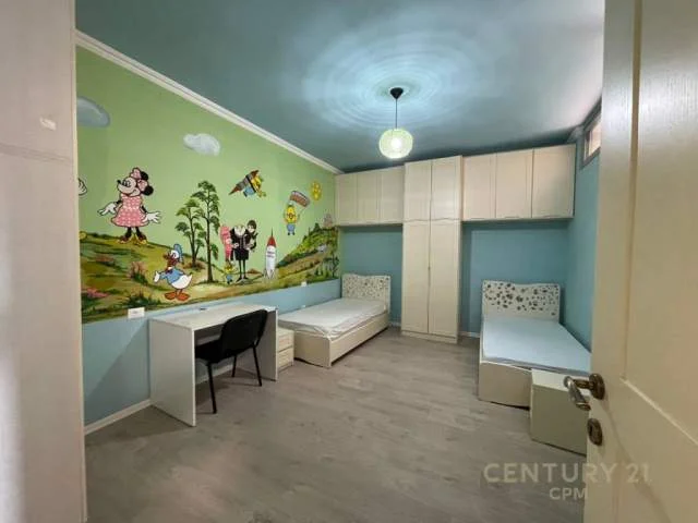 Tirane, jepet me qera apartament 2+1 100 m² 850 Euro (rruga e kosovareve)