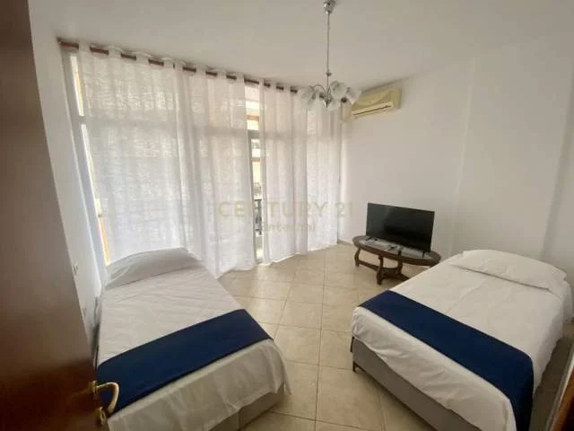 Tirane, jepet me qera apartament Kati 5, 70 m² 550 Euro (elbasanit)