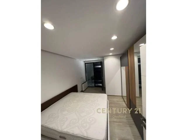 Tirane, jepet me qera apartament 2+1+A+BLK Kati 2, 110 m² 900