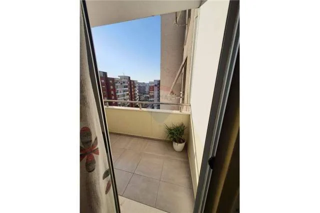 Tirane, jepet me qera apartament 1+1 Kati 6, 64 m² 400 Euro (Astir)