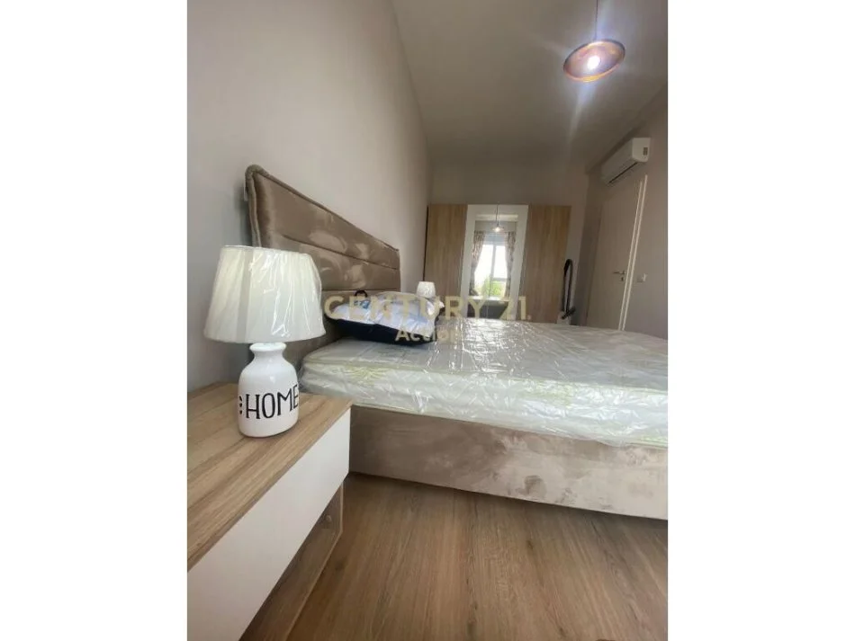 Shitet apartment modern 1+1 tek Kompleksi Magnet ,21 Dhjetori!