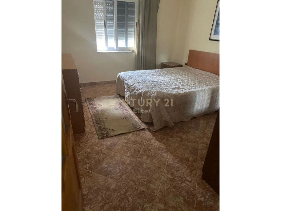 Tirane, shitet apartament 1+1+Ballkon, Kati 3, 60 m² 80,000 € (Ali Demi)