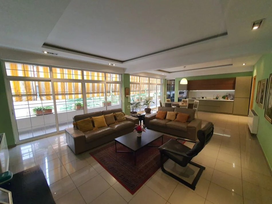 Tirane, jepet me qera Vile 3 Katshe, Kati 4, 600 m² (Oxhaku)