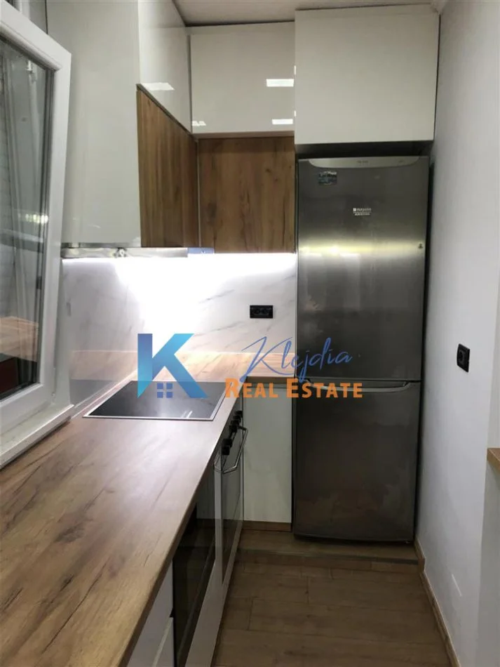 Tirane, jepet me qera apartament 1+1, Kati 3, 55 m² 600 € (Myslym Shyri)