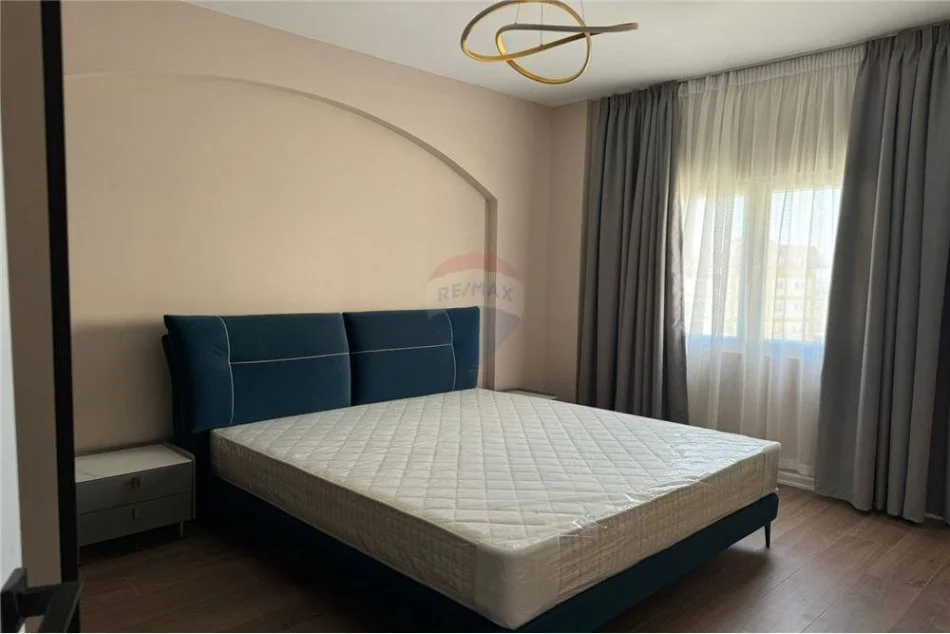 Tirane, jepet me qera apartament 1+1 , 80 m² 700 € (Rruga Panorama e Liqenit)