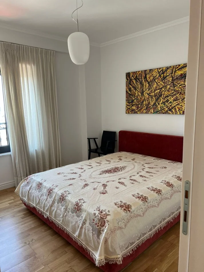 Tirane, jepet me qera apartament 2+1 Kati 8, 90 m² 1,200 € 