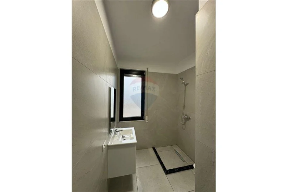 Tirane, jepet me qera apartament 2+1 Kati 9, 90 m² 650 € (Don Bosko - Gjykata Administrative)