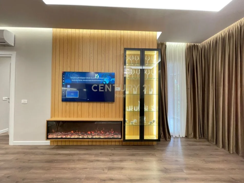 Tirane, shitet apartament 2+1 Kati 2, 115 m² 260.000 € (ali dem)