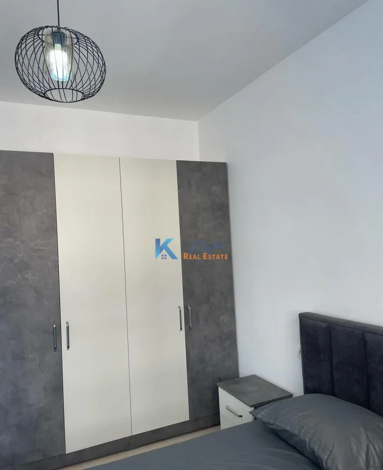 Tirane, jap me qera apartament 1+1+Ballkon Kati 2, 63 m² 500 € (1+1 per qira te Liqeni i Thate)