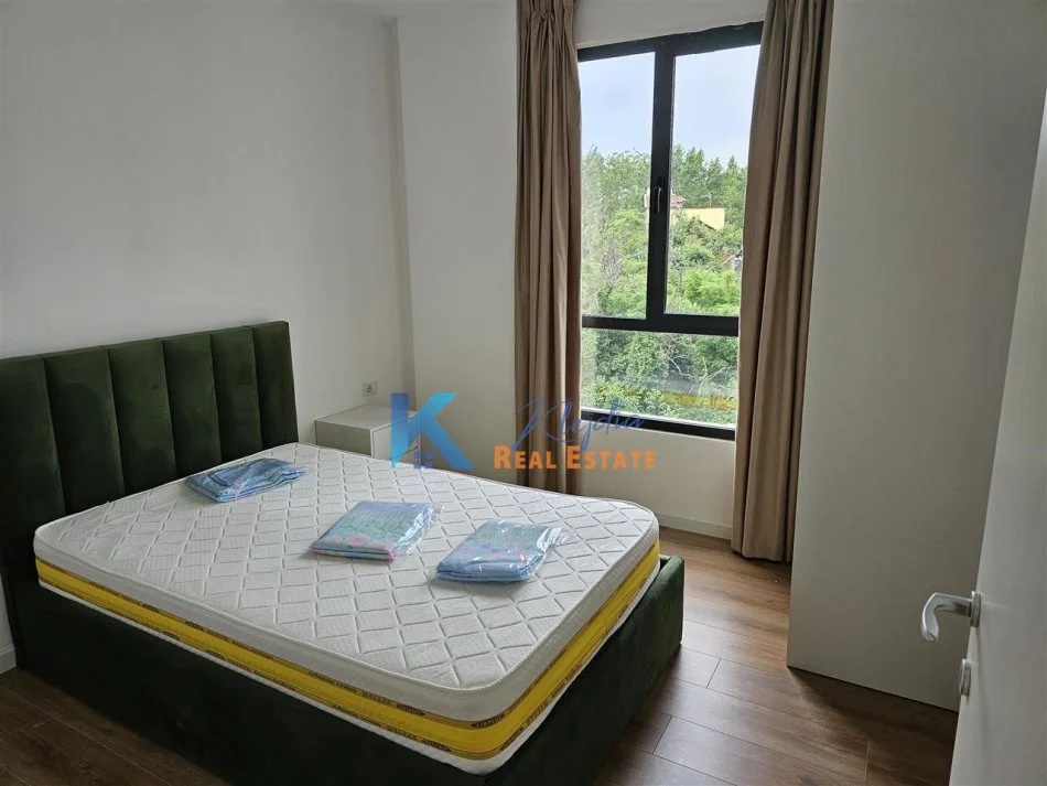 Tirane, jepet me qera apartament 2+1 Kati 3, 85 m² 500 € (Rruga e Dibres, afer spitalit Amerikan II)