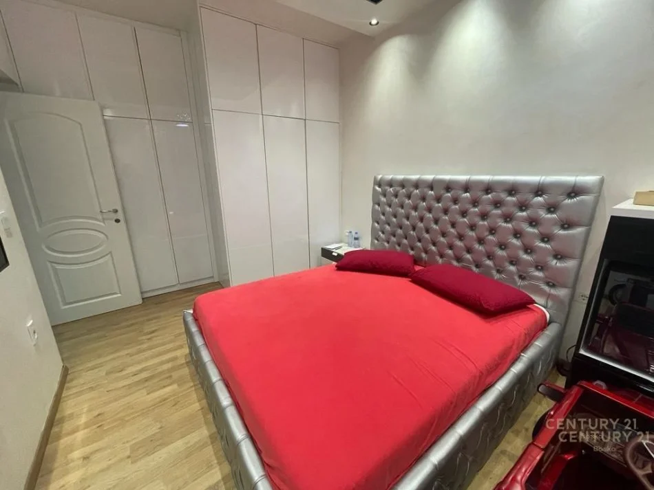 Tirane, shitet apartament 2+1 Kati 2, 63 m² (don bosko)