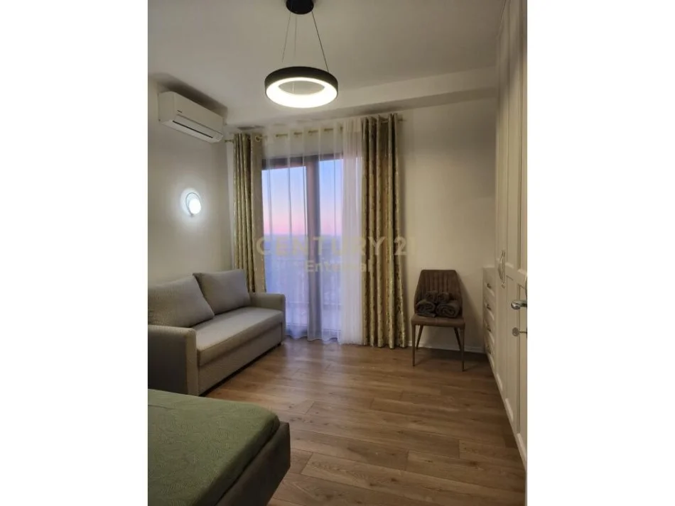 Tirane, shitet apartament 2+1 Kati 15, 120 m² 